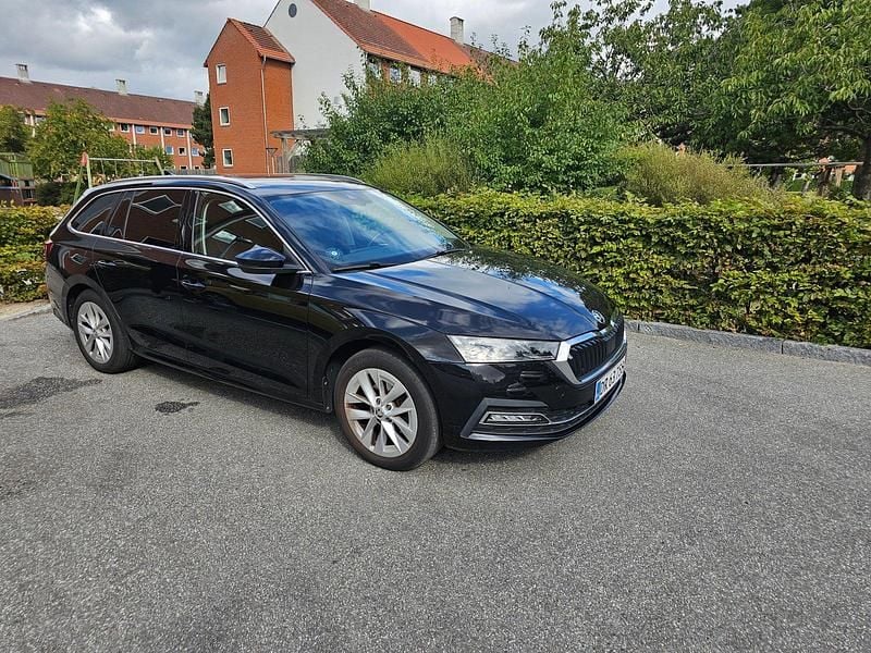 Sortmetal Brugt 2022 Skoda Octavia Ambition Stationcar | 265.000 kr. (Fair pris) - Billede 1/4