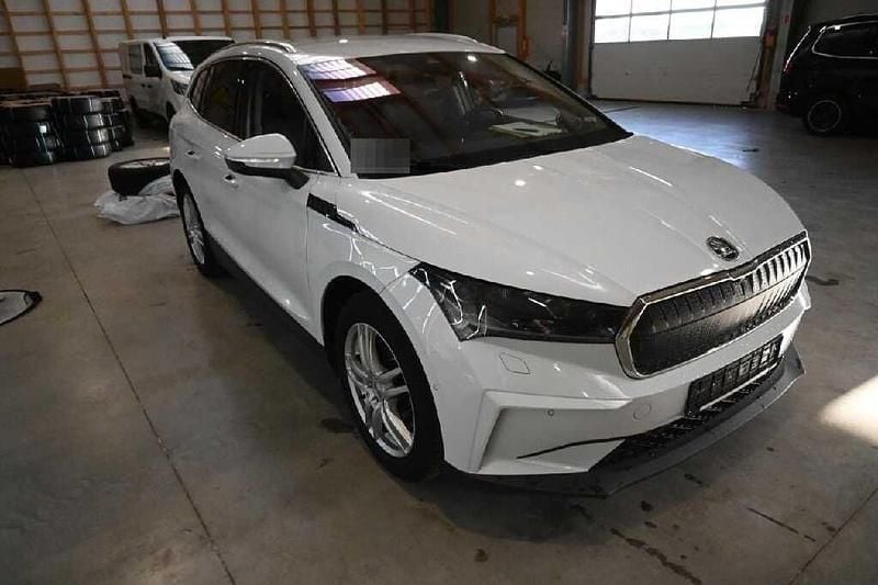 Brugt Skoda Enyaq iV Loft 150 kW (204 HK) 2022 Hvidmetal SUV