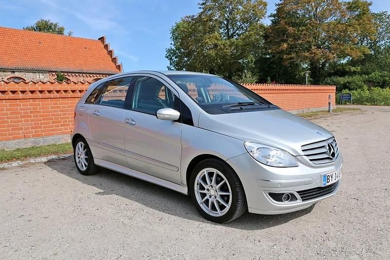 Hvid Brugt 2007 Mercedes B170 MPV | 99.000 kr. - Billede 1/4