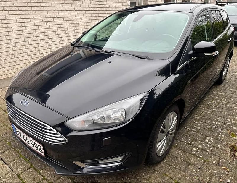 Sort Brugt 2017 Ford Focus Titanium Stationcar | 60.000 kr. (God pris) - Billede 1/4