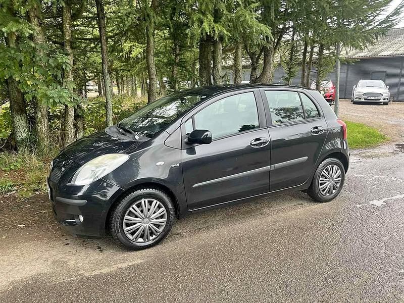 Brugt 2007 Toyota Yaris Sedan | 23.800 kr. (Fair pris) - Billede 1/4