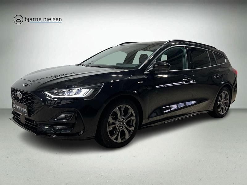Sort Brugt 2025 Ford Focus ST-Line X Stationcar | 299.900 kr. - Billede 1/4