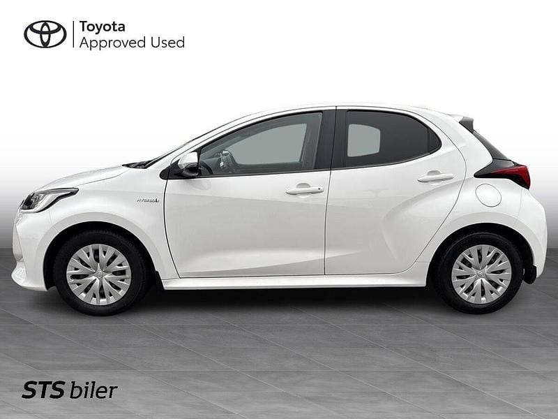 Brugt Toyota Yaris H3 116 HK (85 kW) 2021 Pure white Hatchback