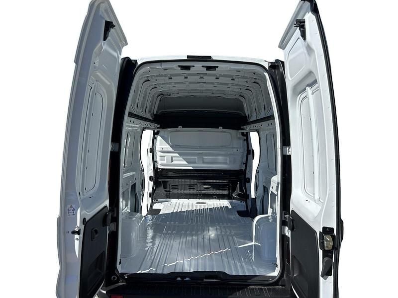 Ny Renault Trafic 89 kW (122 HK) 2025 Hvid MPV