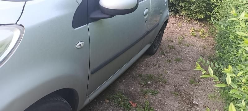 Sølv Brugt 2011 Peugeot 107 Active Hatchback | 21.400 kr. (God pris) - Billede 1/8