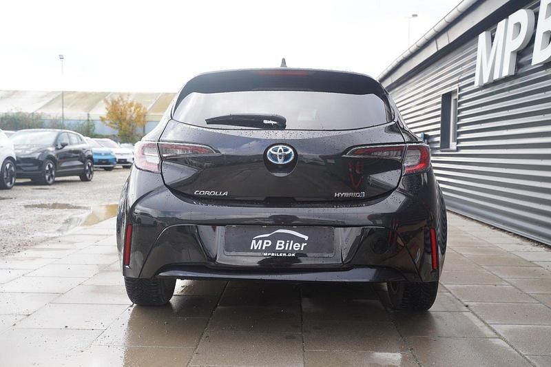 Brugt Toyota Corolla Design 122 HK (89 kW) 2019 Sort Hatchback