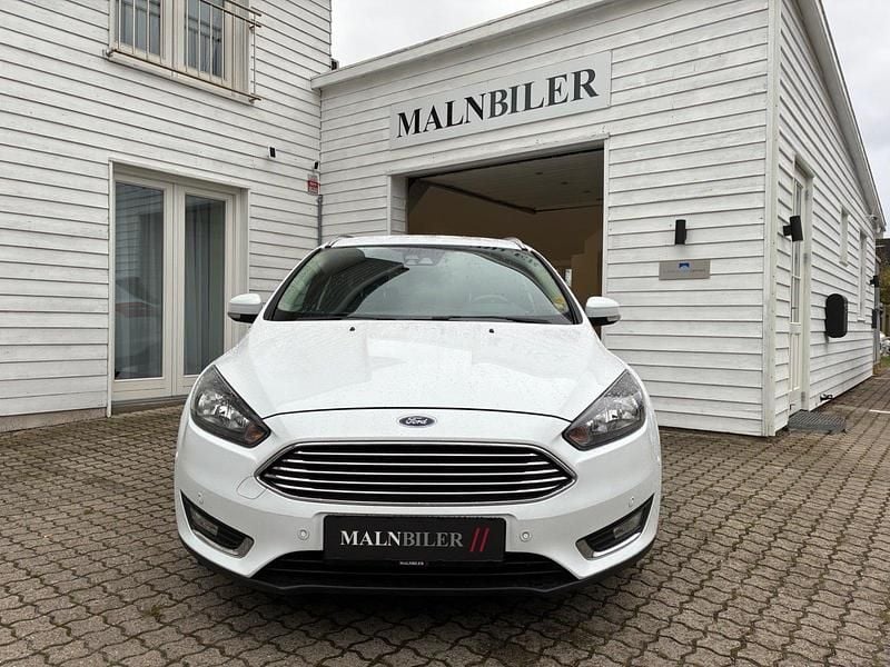 Hvid Brugt 2018 Ford Focus Titanium Stationcar | 109.999 kr. (God pris) - Billede 1/3