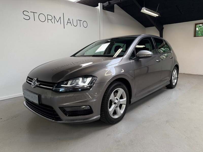 Gråmetal Brugt 2015 VW Golf VII R-line Hatchback | 149.900 kr. (Lidt for dyr) - Billede 1/4