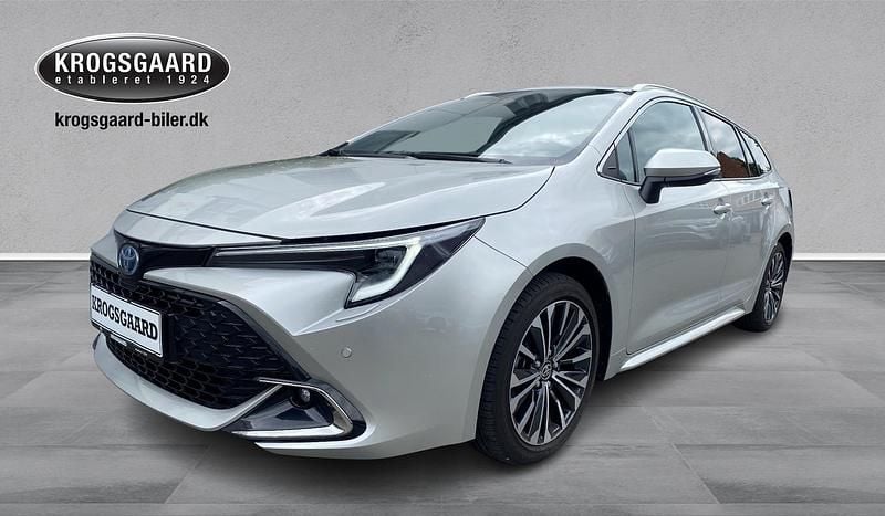 1j6 platinum Brugt 2024 Toyota Corolla Style Stationcar | 339.900 kr. (Dyr) - Billede 1/1