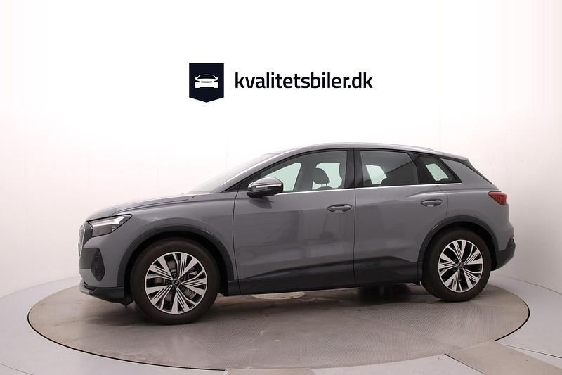 Ny Audi Q4 e-tron Comfort 150 kW (204 HK) 2025 Grå SUV