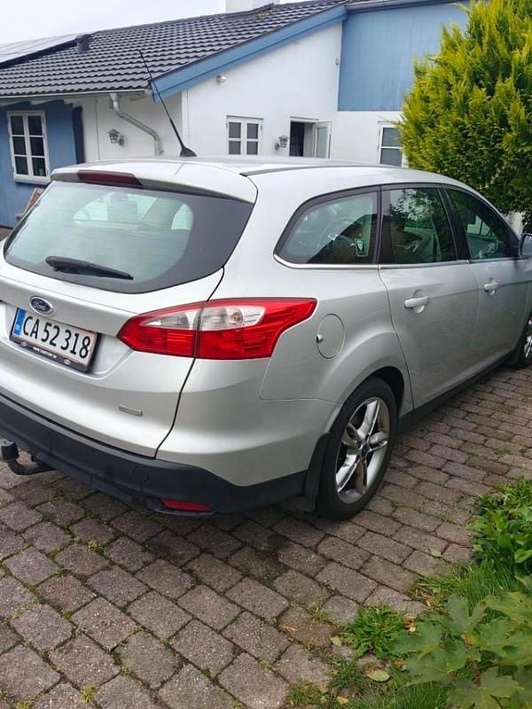 Grå Brugt 2014 Ford Focus Trend Stationcar | 49.999 kr. (God pris) - Billede 1/7