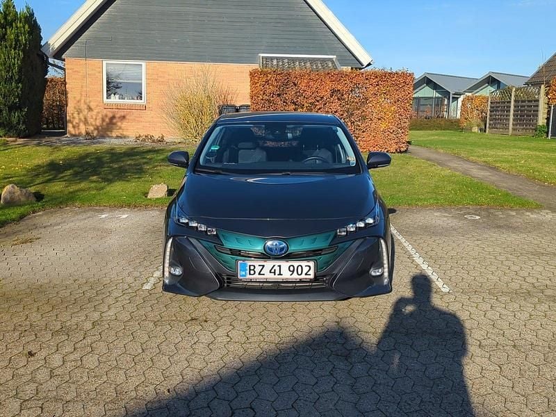 Brugt Toyota Prius H3 122 HK (89 kW) 2018 Mørkgrå Hatchback