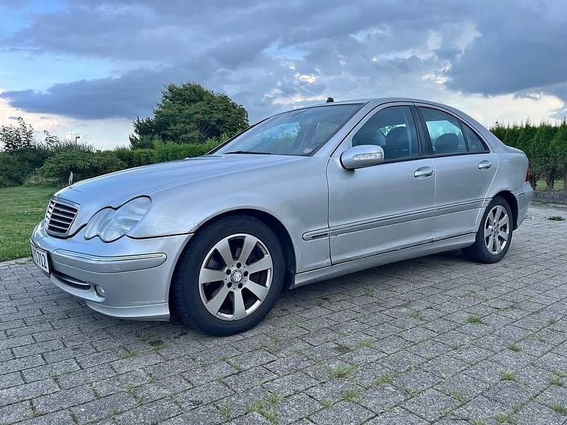 Brugt 2000 Mercedes C240 Sedan | 42.800 kr. - Billede 1/4