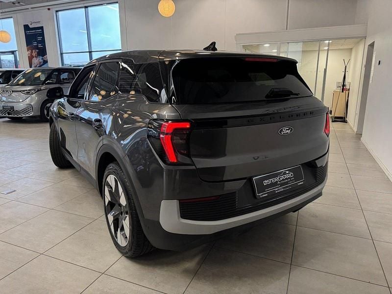 Brugt Ford Explorer Extended Range 210 kW (286 HK) 2024 Gråmetal SUV