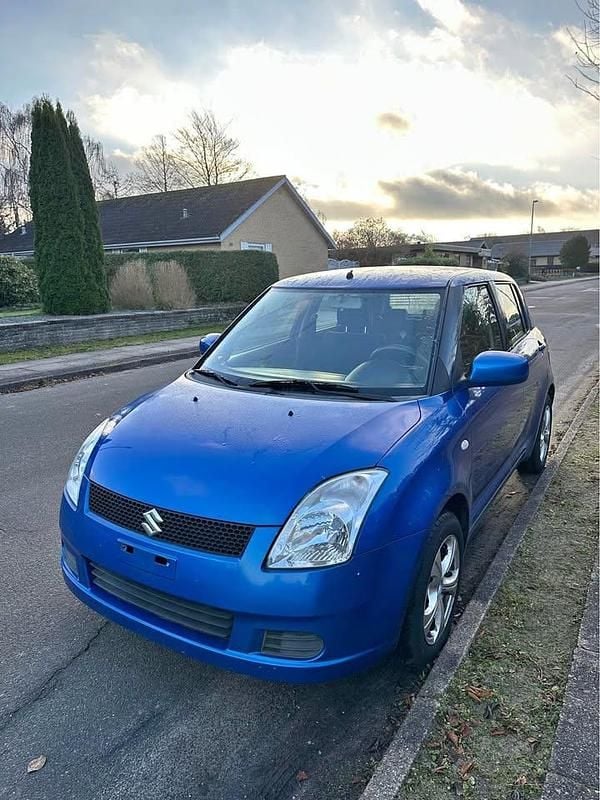 Brugt 2006 Suzuki Swift Hatchback | 17.000 kr. (God pris) - Billede 1/4