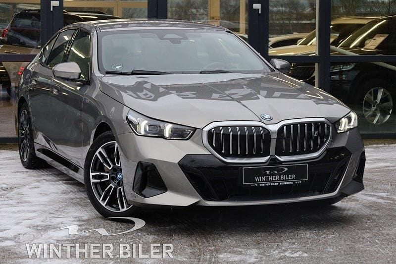 Koks Brugt 2024 BMW i5 M Sport Sedan | 434.900 kr. - Billede 1/4