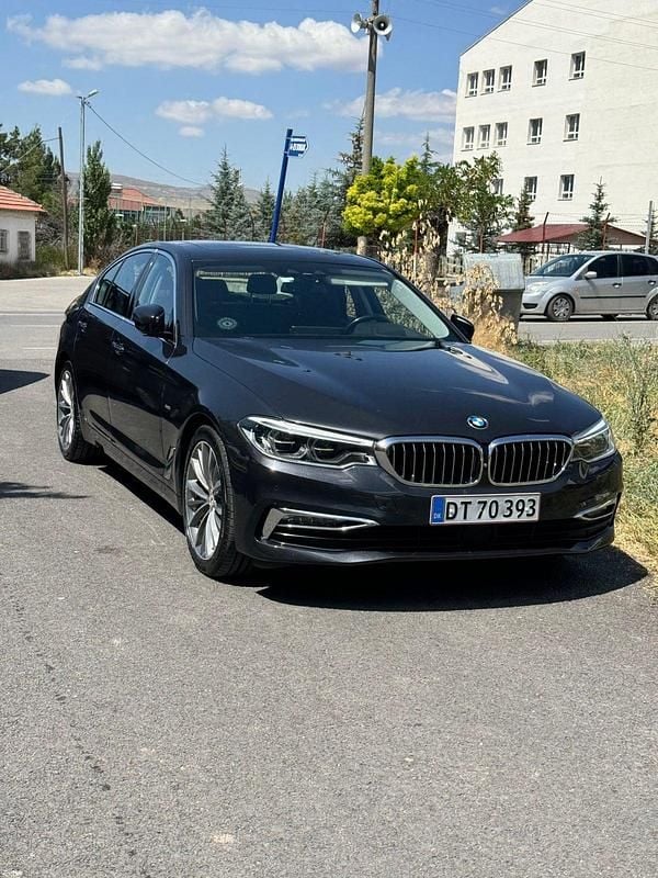Brugt BMW 530 Luxury Line 265 HK (194 kW) 2017 Koksmetal Sedan