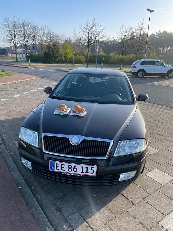 Sort Brugt 2007 Skoda Octavia Ambiente Hatchback | 22.100 kr. (God pris) - Billede 1/2
