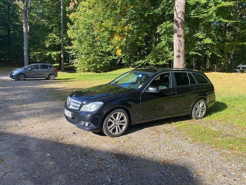 Sort Brugt 2013 Mercedes C200 Stationcar | 75.000 kr. (Dyr) - Billede 1/4
