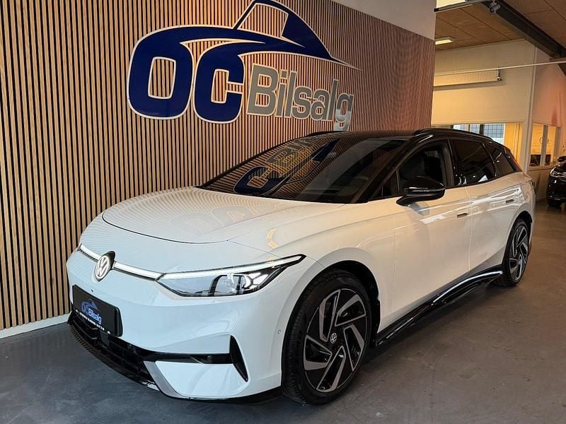 Hvid Brugt 2025 VW ID.7 Style Stationcar | 414.500 kr. - Billede 1/4