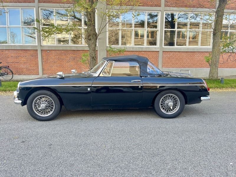 Brugt MG B 95 HK (69 kW) 1967 Sort Cabriolet