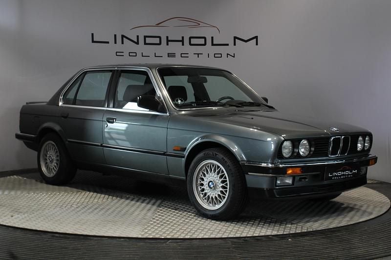 Grå Brugt 1986 BMW 325 | 219.900 kr. - Billede 1/4