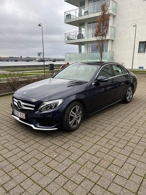 Blå Brugt 2018 Mercedes C200 AMG line Sedan | 269.900 kr. (Fair pris) - Billede 1/4