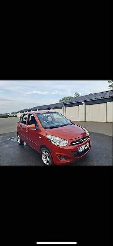Rød Brugt 2013 Hyundai i10 Hatchback | 22.000 kr. (God pris) - Billede 1/4