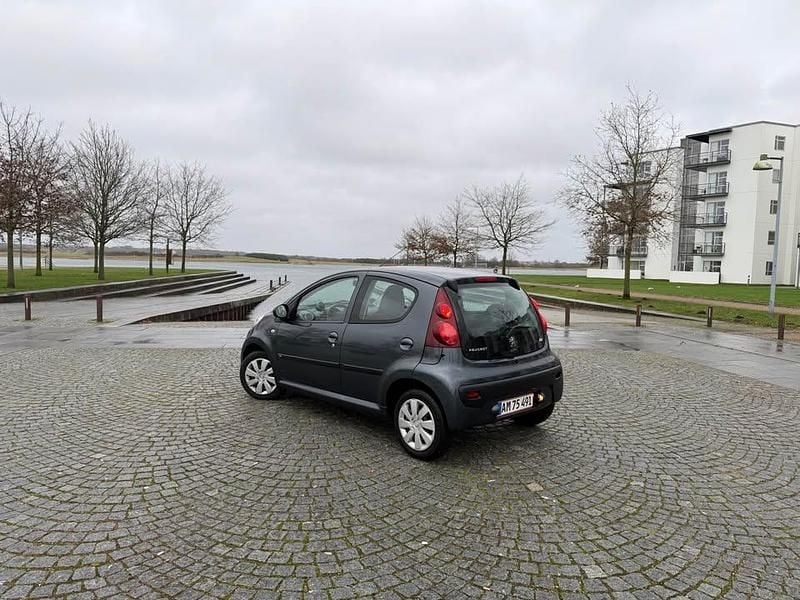 Brugt Peugeot 107 68 HK (50 kW) 2014 Grå Hatchback