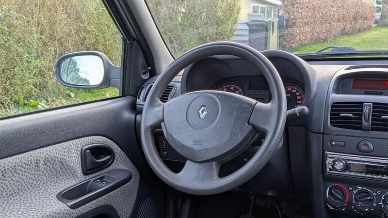 Sølvmetal Brugt 2007 Renault Clio II Authentique Hatchback | 22.500 kr. (Fair pris) - Billede 1/5
