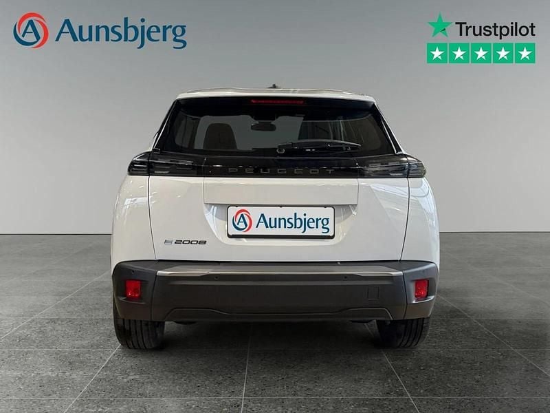 Brugt Peugeot e-2008 Style 114 kW (156 HK) 2025 Hvid SUV