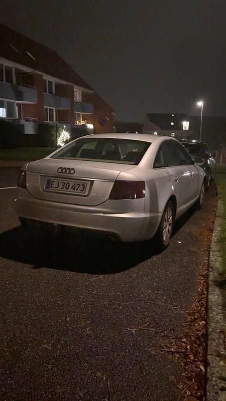 Brugt 2005 Audi A6 Sedan | 37.500 kr. (Lidt for dyr) - Billede 1/4