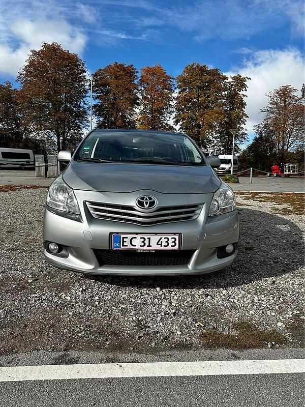 Brugt Toyota Verso 147 HK (108 kW) 2011 MPV