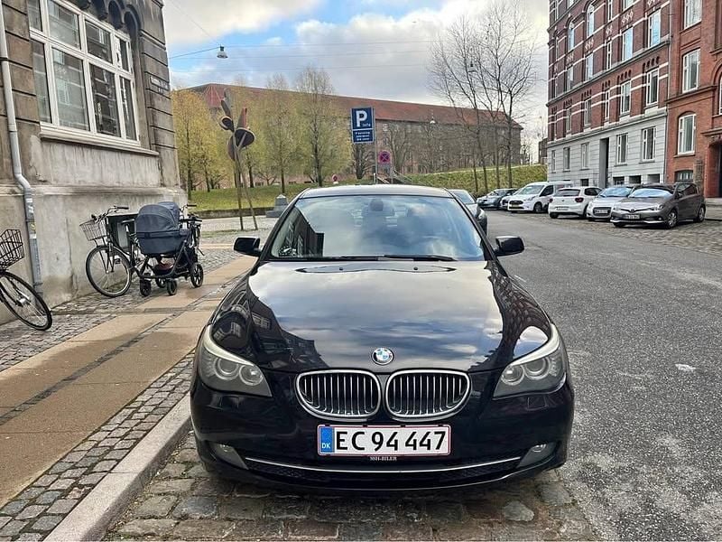 Brugt 2008 BMW 523 Sedan | 59.000 kr. - Billede 1/4