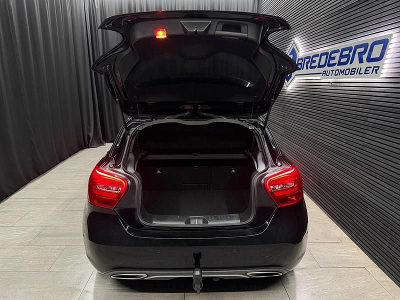 Brugt Mercedes A200 Urban 156 HK (114 kW) 2018 Sort Hatchback