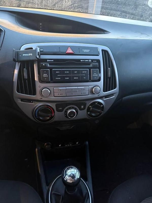 Brugt Hyundai i20 85 HK (62 kW) 2015 Grå Hatchback