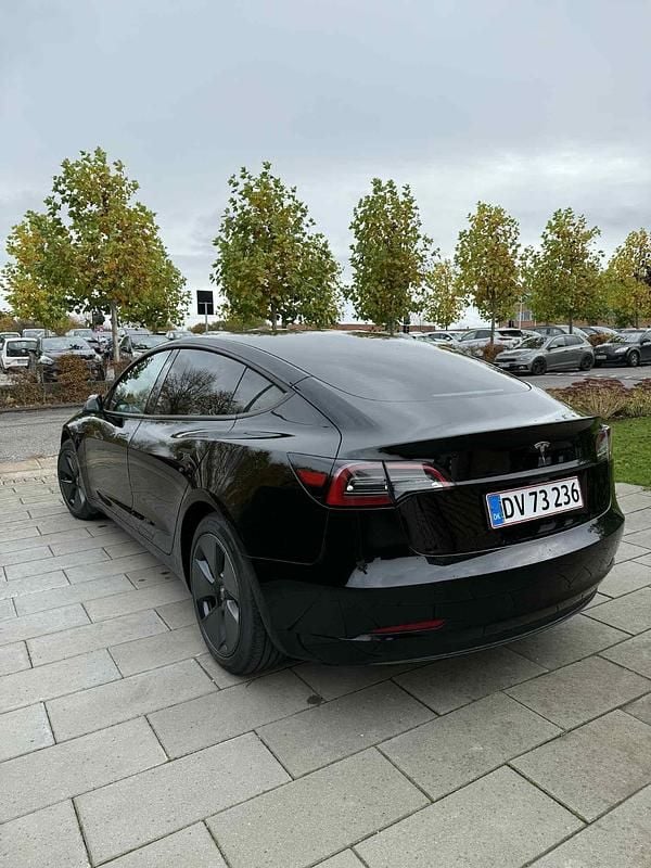 Sort Brugt 2023 Tesla Model 3 Long Range RWD Sedan | 235.000 kr. (God pris) - Billede 1/7