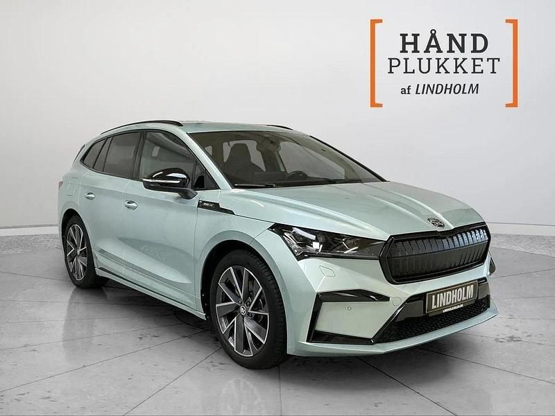 Lysgrønmetal Brugt 2022 Skoda Enyaq iV SportLine SUV | 209.900 kr. (Fair pris) - Billede 1/3