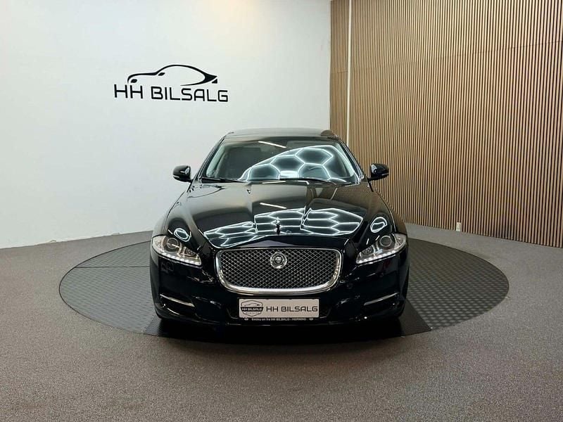 Brugt Jaguar XJ Premium Luxury 275 HK (202 kW) 2012 Sort Sedan