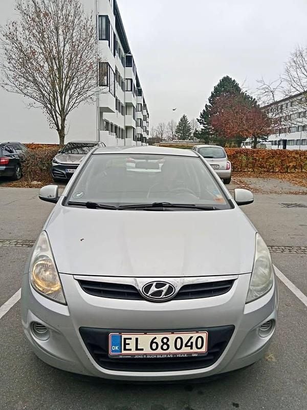 Brugt Hyundai i20 Eco 90 HK (66 kW) 2012 Hatchback