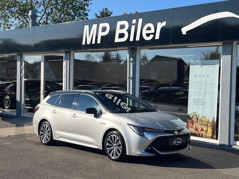 Sølvmetal Brugt 2020 Toyota Corolla Design Stationcar | 189.700 kr. (Fair pris) - Billede 1/4