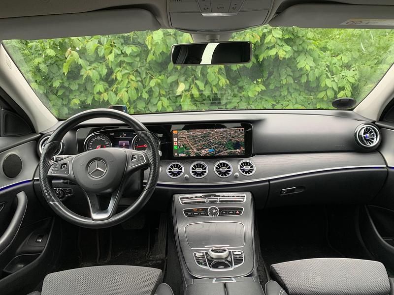 Brugt Mercedes E220 Avantgarde 194 HK (142 kW) 2017 Blå Sedan