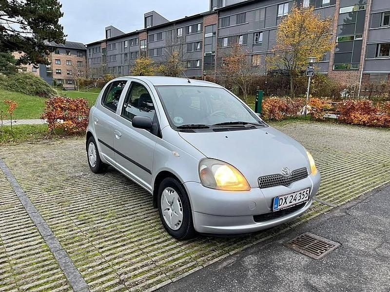 Brugt 2008 Toyota Yaris Hatchback | 26.900 kr. (God pris) - Billede 1/4