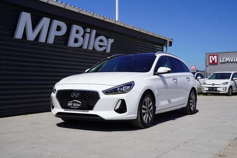 Hvid Brugt 2017 Hyundai i30 Premium Stationcar | 119.900 kr. (Fair pris) - Billede 1/4