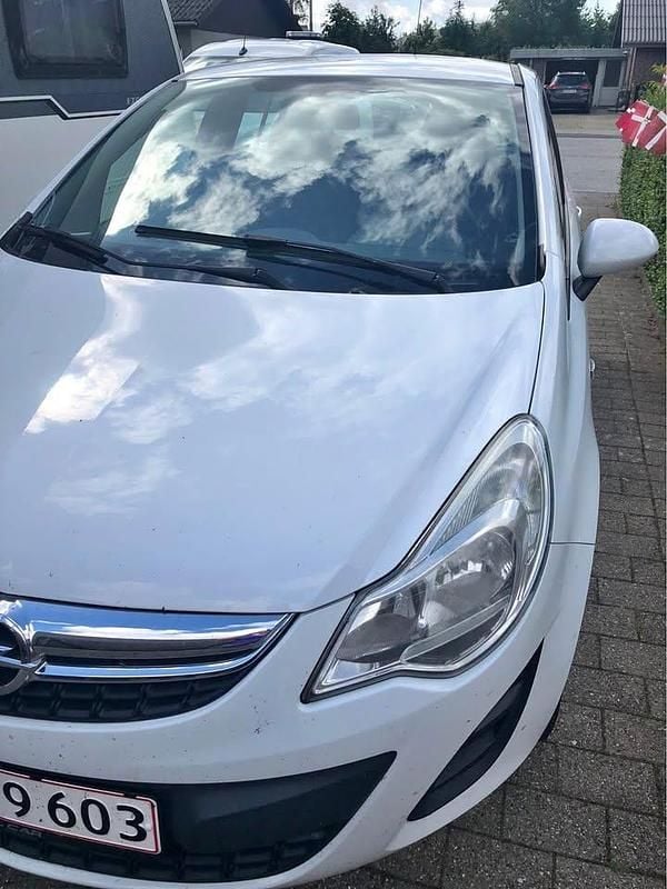 Brugt 2013 Opel Corsa Enjoy Hatchback | 30.000 kr. (God pris) - Billede 1/4