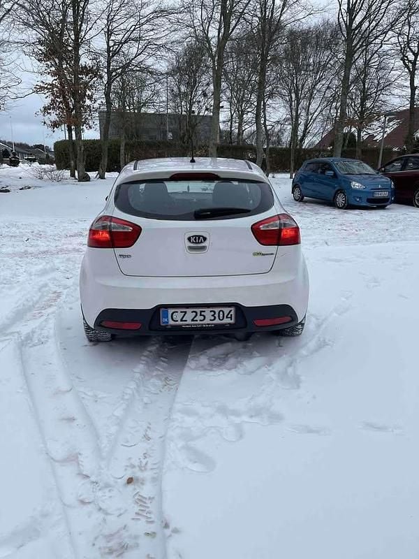 Brugt Kia Rio 75 HK (55 kW) 2013 Hatchback