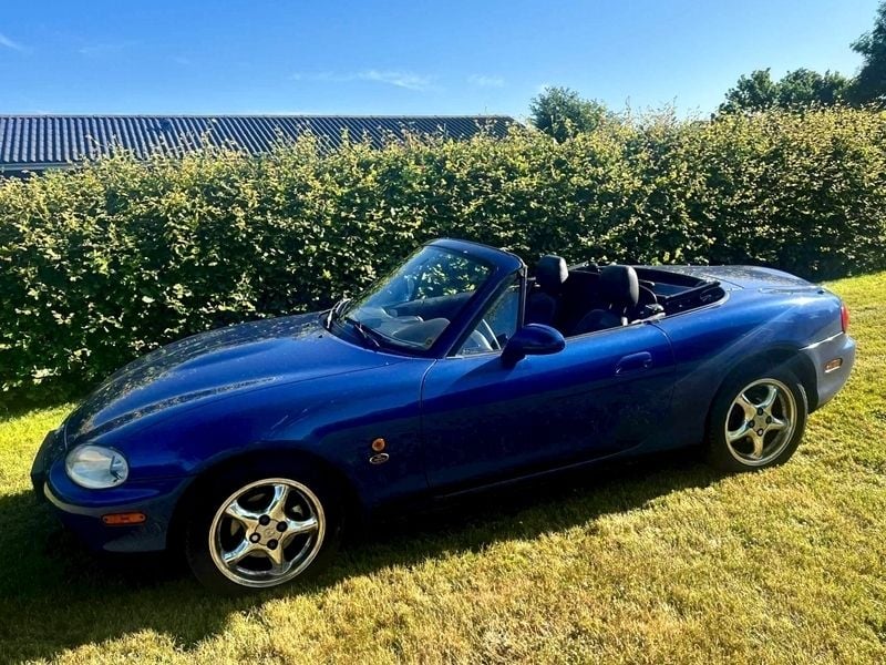 Brugt Mazda MX5 140 HK (102 kW) 1999 Blå Cabriolet