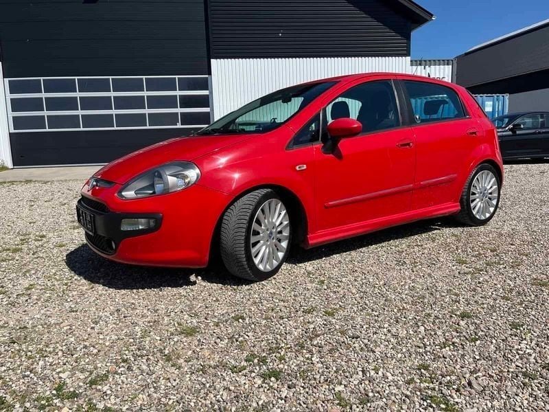 Rød Brugt 2010 Fiat Punto Evo Hatchback | 99.900 kr. - Billede 1/4