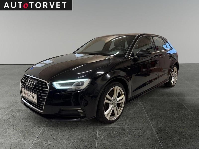 Sort Brugt 2017 Audi A3 Sportback e-tron S-Line Sedan | 129.700 kr. (Lidt for dyr) - Billede 1/4