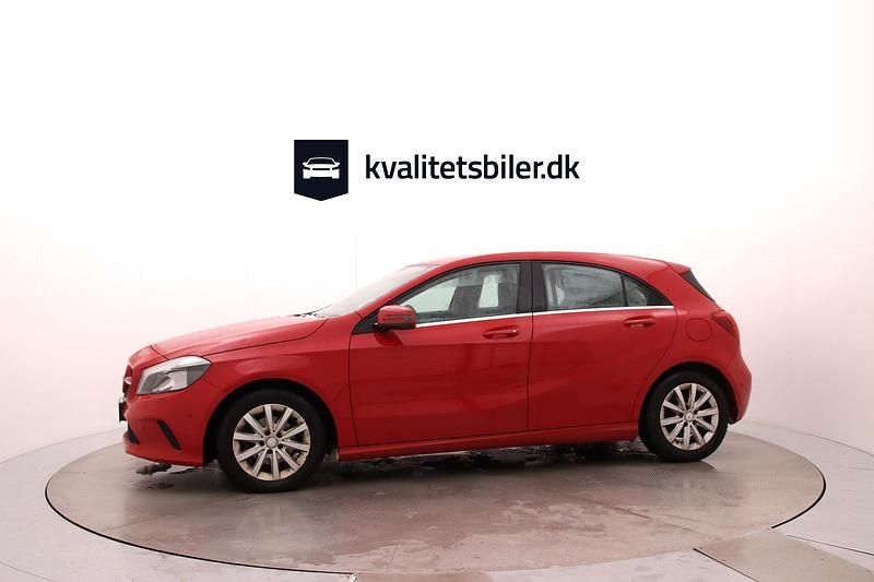 Brugt Mercedes A180 109 HK (80 kW) 2016 Rød Hatchback